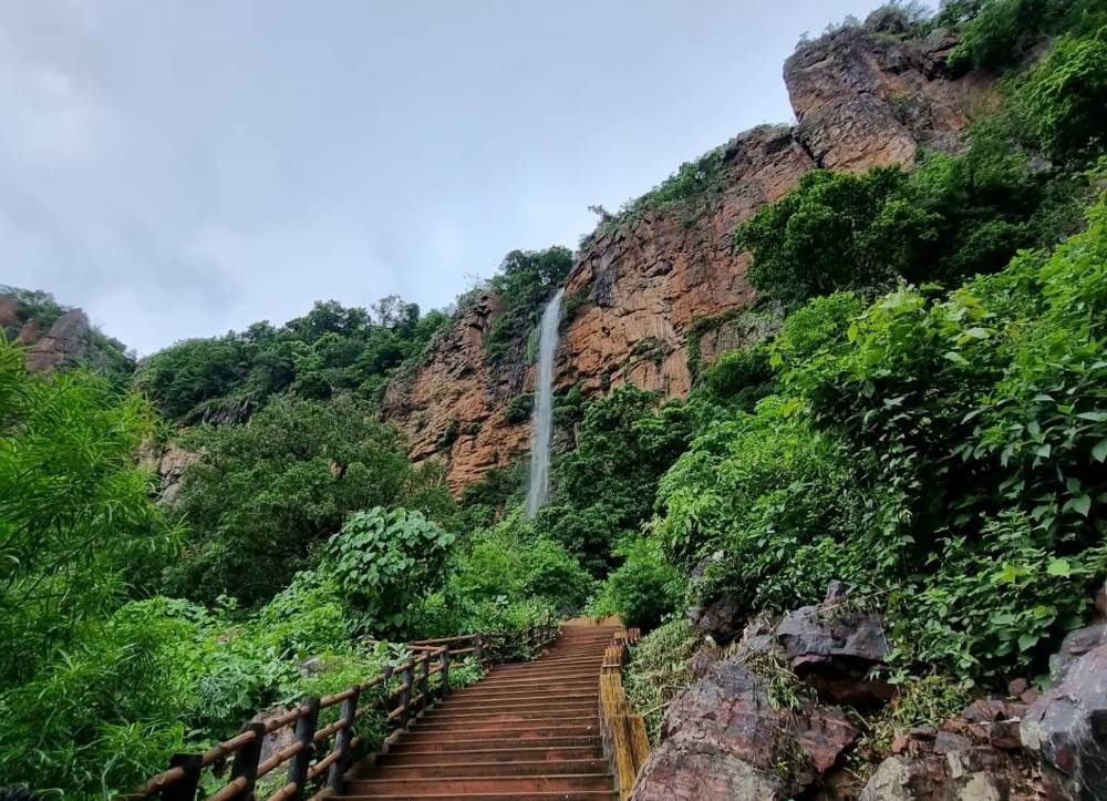 Khandadhar Waterfall Keonjhar